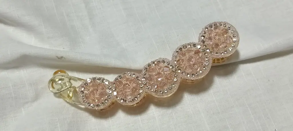 Amber Glitz Floral Hair Claw(Pack of 1)