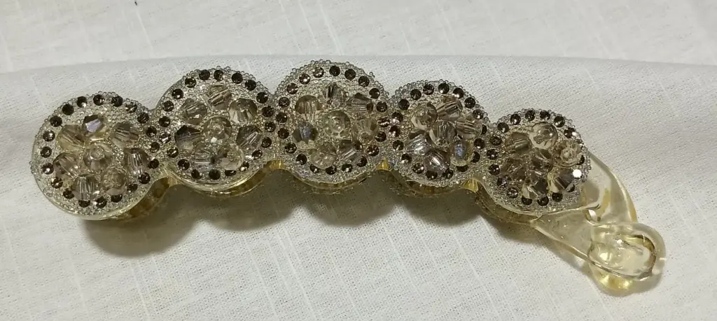 Amber Glitz Floral Hair Claw(Pack of 1)
