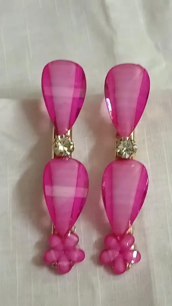 Rose Petals Drop Hair Clips