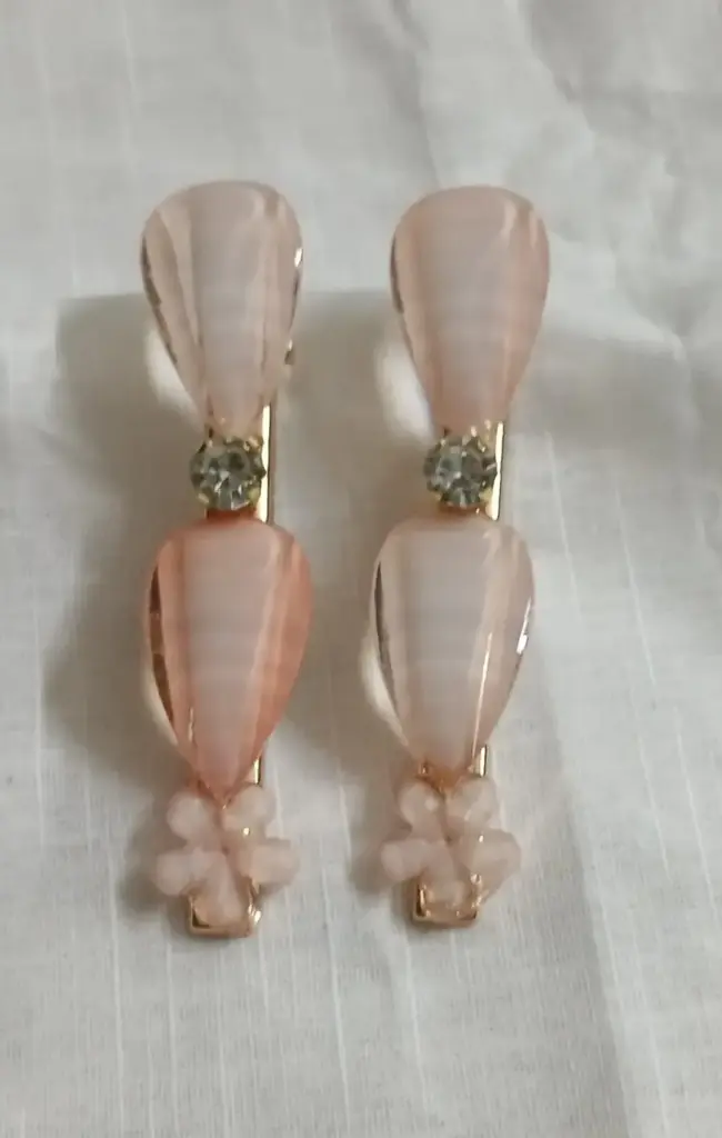 Rose Petals Drop Hair Clips