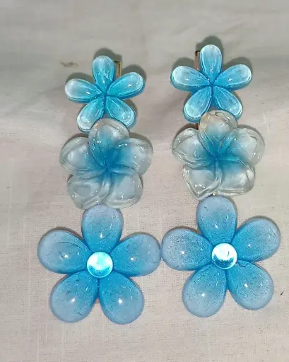  Triple Bloom Elegance Hair clips( 1 Pair)