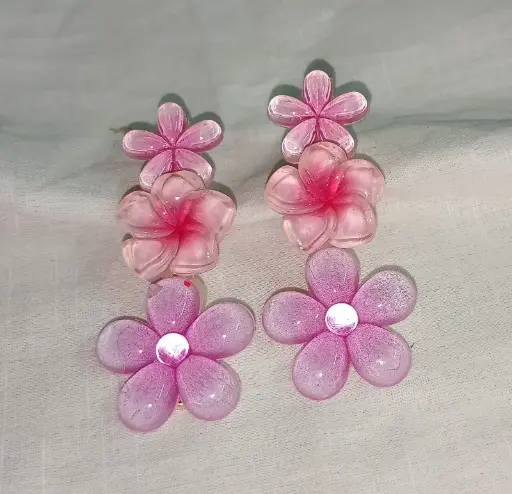 Triple Bloom Elegance Hair clips( 1 Pair)