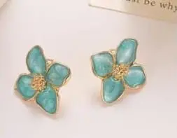 FLOWER STUDS EARRINGS